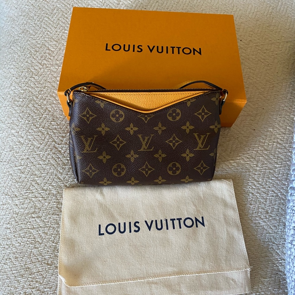 Used Louis Vuitton Pallas uniform crossbody bag
